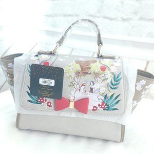 Disney Womens Multicolor Snow White Wishing Well Crossbody Bag